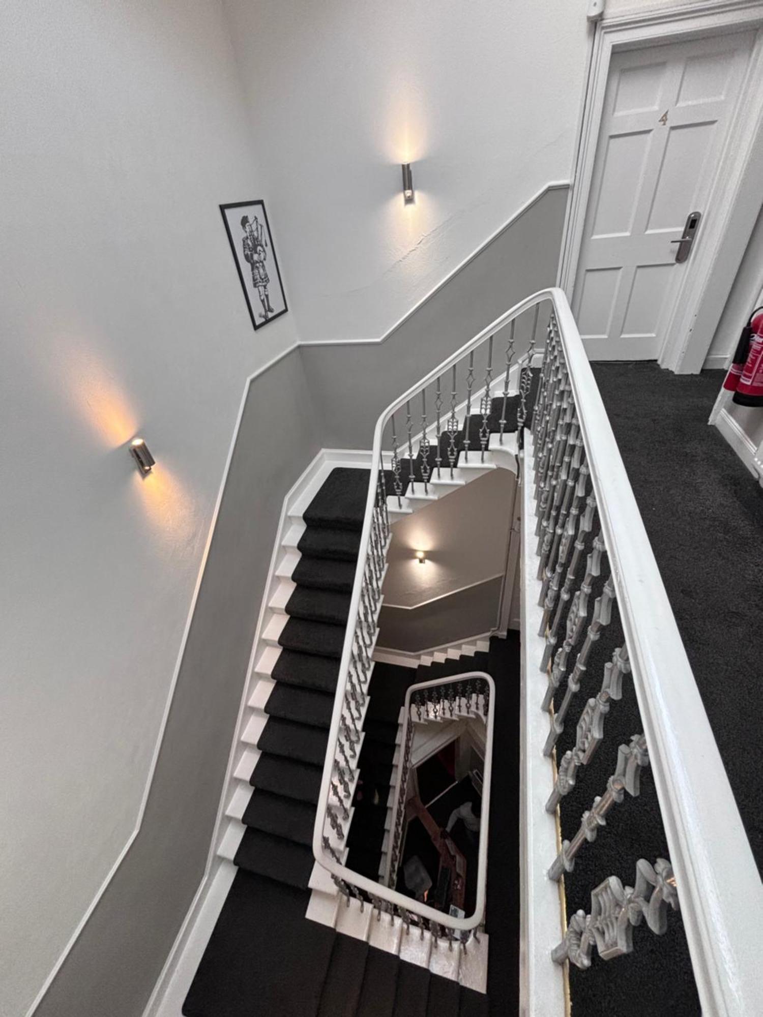 Haymarket Hub Hotel Единбург Екстериор снимка
